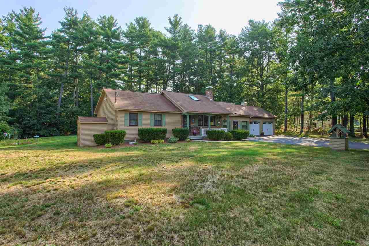 4 Simpson Road Pelham, NH 03076 - Photo 6 of 40