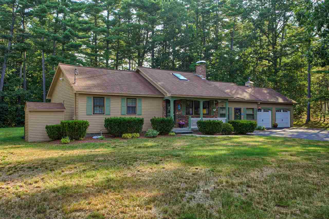4 Simpson Road Pelham, NH 03076 - Photo 7 of 40