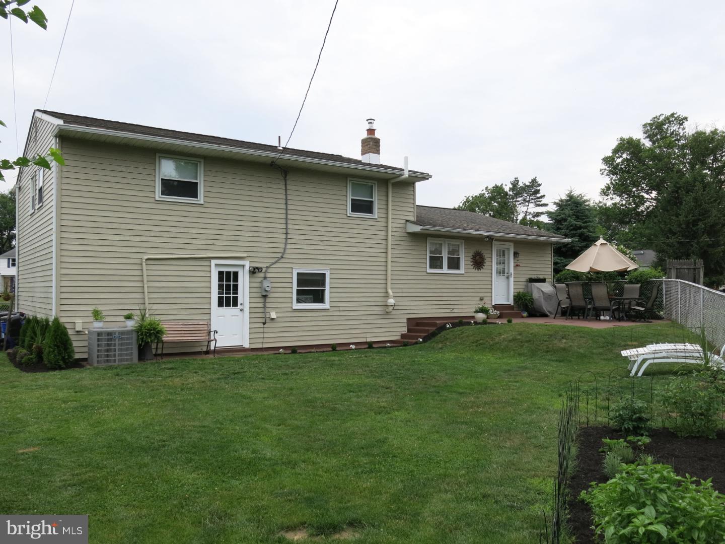 127 Paul Road Yardley, PA 19067 - Photo 24 of 25 Exterior Back