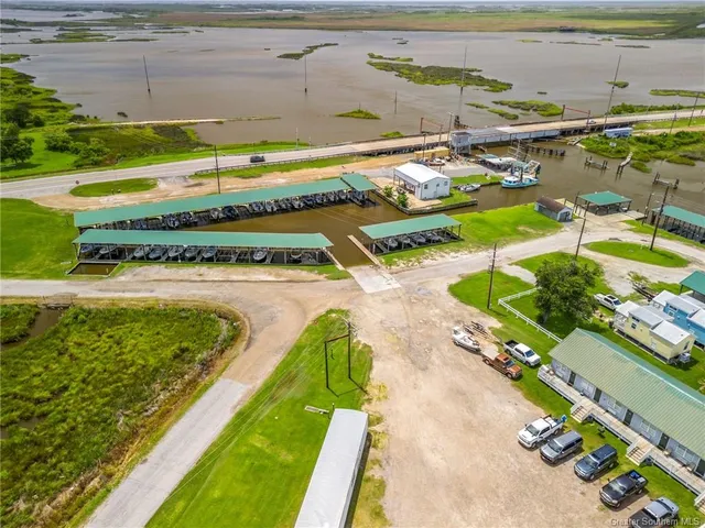 $117,000 | 174 Cooper Ann Lane, Hackberry, LA 70645