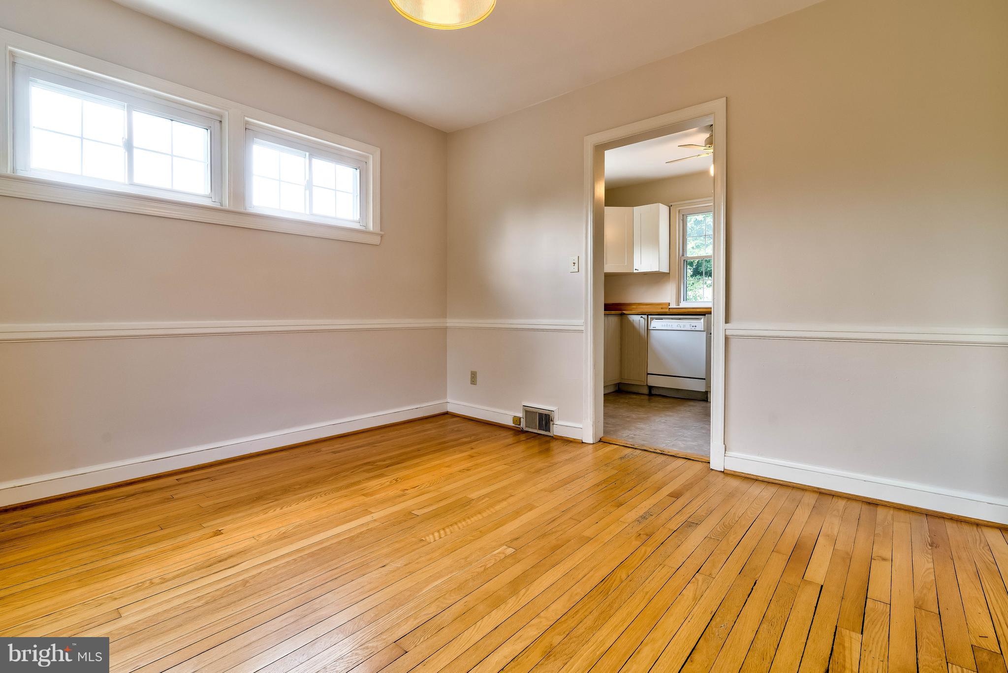 6208 Forest Road Cheverly, MD 20785 - Photo 8 of 21 Dining Room