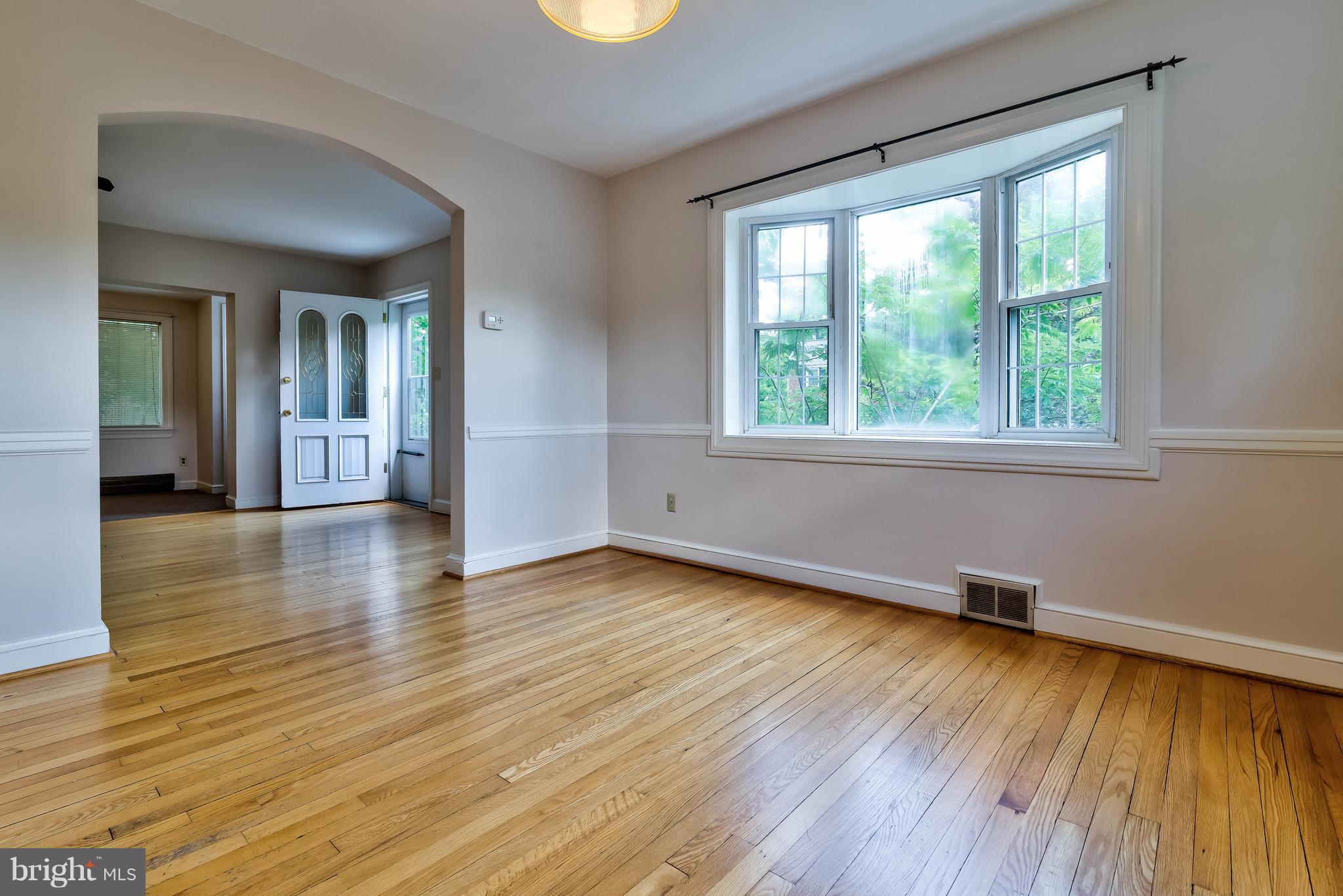 6208 Forest Road Cheverly, MD 20785 - Photo 9 of 21 Dining Room