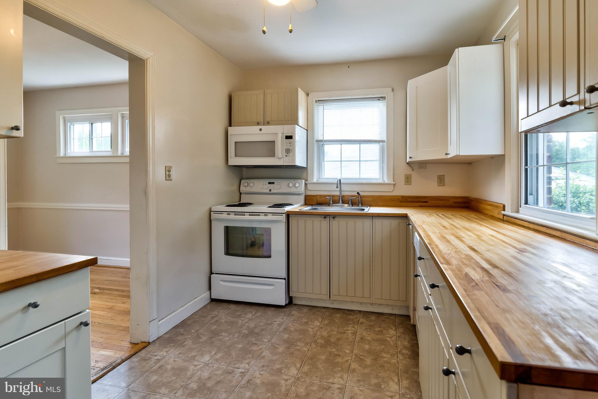 6208 Forest Road Cheverly, MD 20785 - Photo 10 of 21 Kitchen