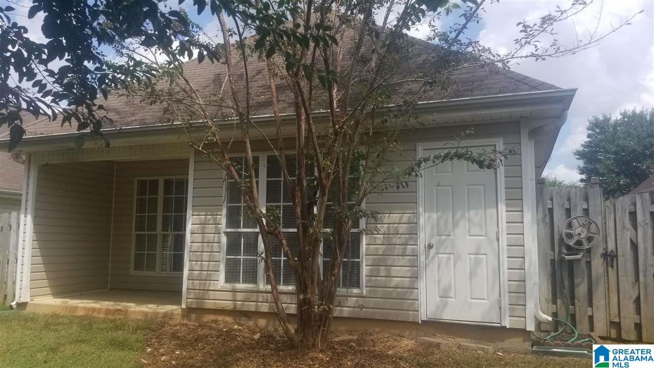 131 Flagstone Lane Calera, AL 35040 - Photo 5 of 32
