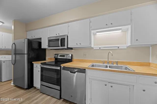 $1,350 | 21 Donnell Avenue, Havelock, NC 28532