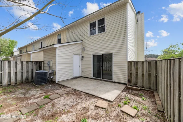 $1,350 | 21 Donnell Avenue, Havelock, NC 28532