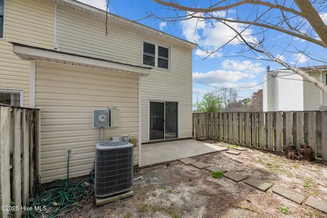 $1,350 | 21 Donnell Avenue, Havelock, NC 28532