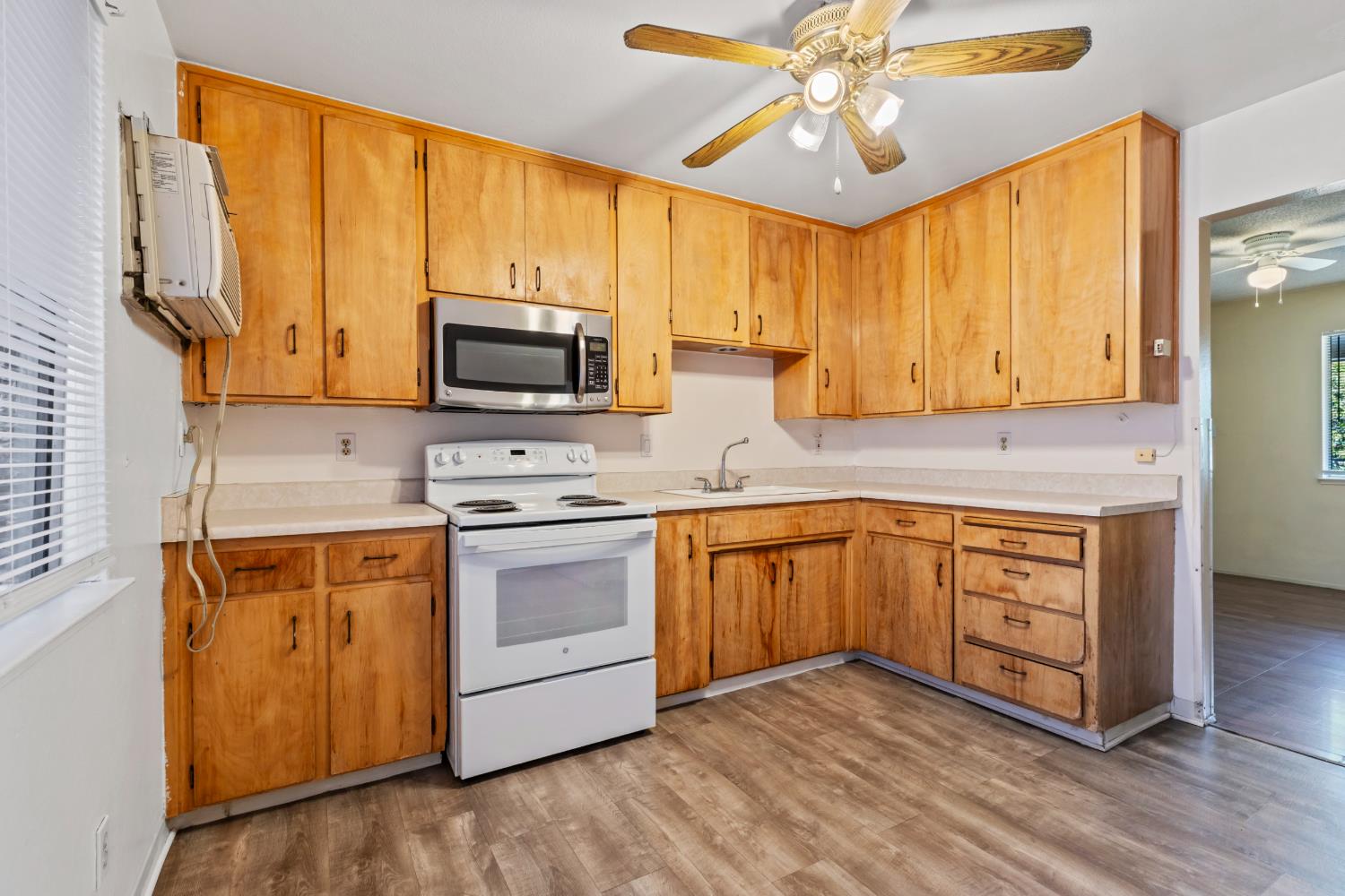 814 2nd Street Modesto, CA 95351 - Photo 7 of 18