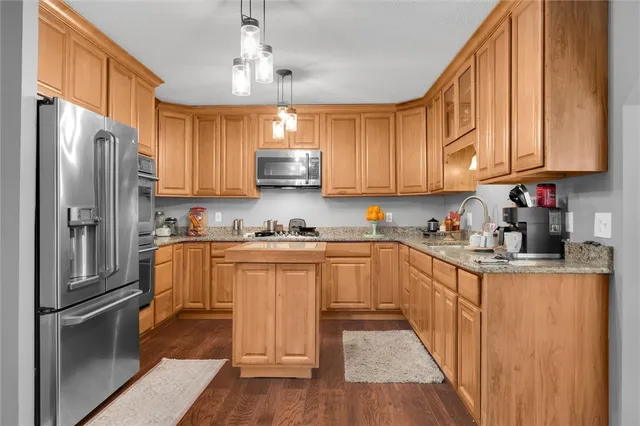 $320,000 | 205 Meadow Ridge Road, Easley, SC 29642