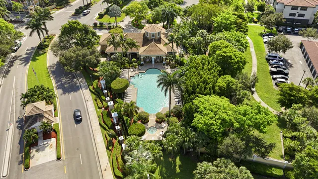 $499,900 | 154 Berenger Walk, Royal Palm Beach, FL 33414