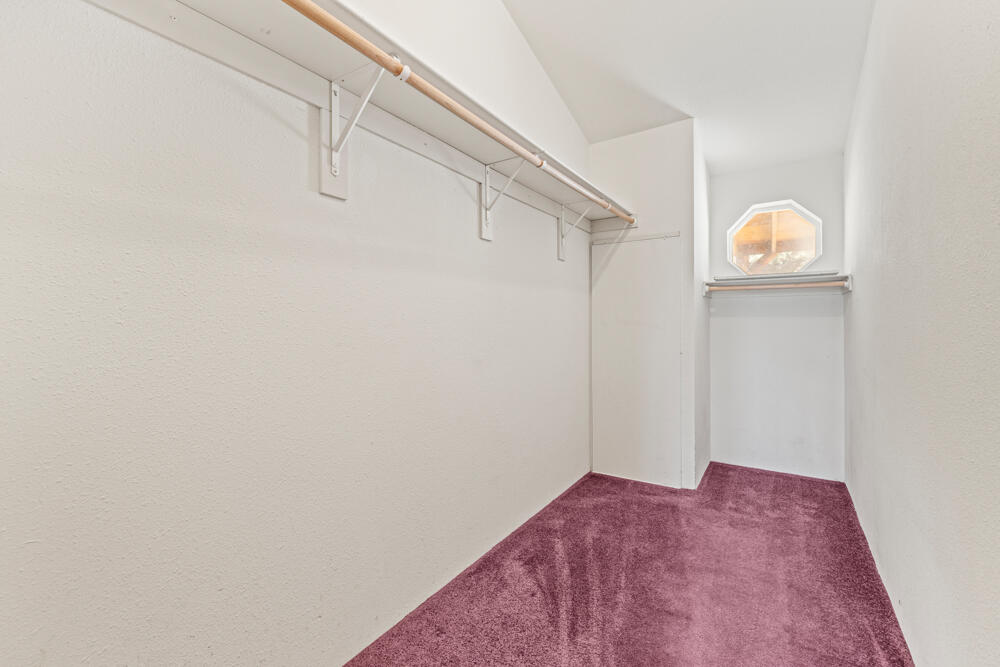 8665 Harpold Road Klamath Falls, OR 97603 - Photo 11 of 42 8665HarpoldRd.-16