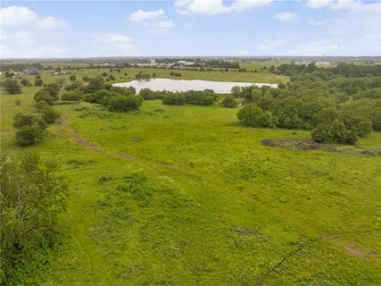 $725,000 | 33253 Cedar Niles Road, Poala, KS 66071