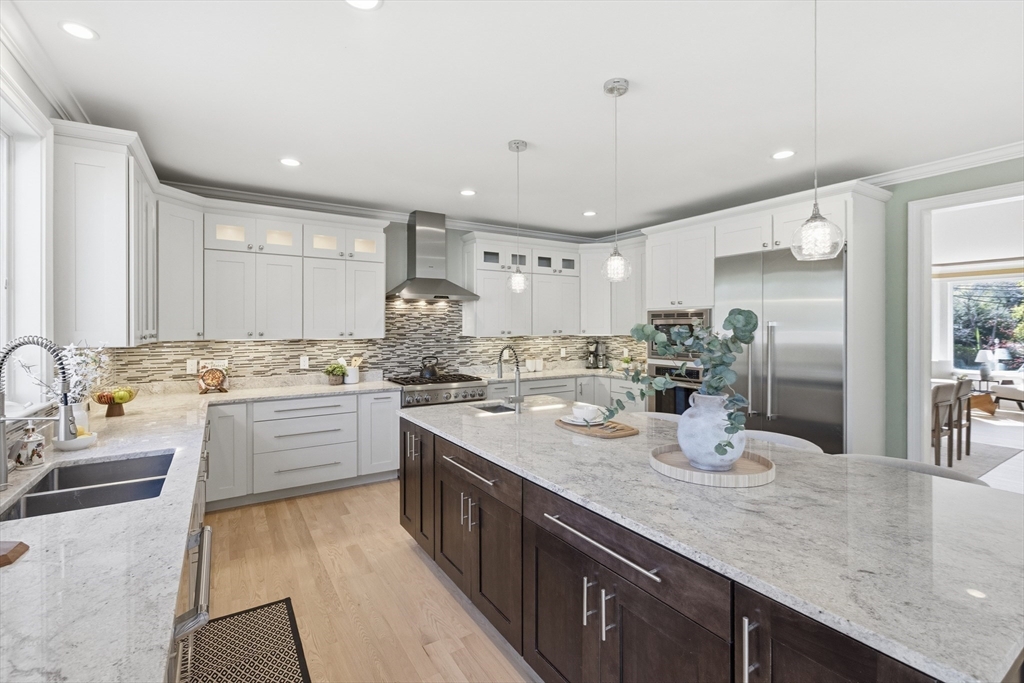 115 Meadowbrook Road Newton, MA 02459 - Photo 9 of 42 Gallery Image 9