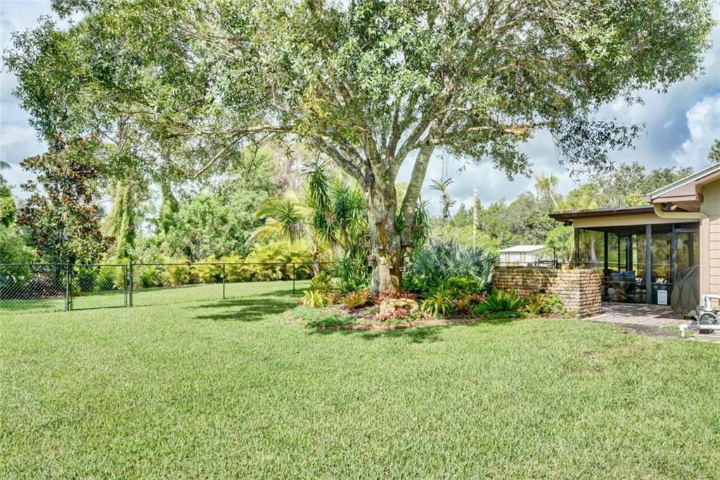 8616 Southwest Perry Lane Stuart, FL 34997 - Photo 8 of 55 Gallery Image 8