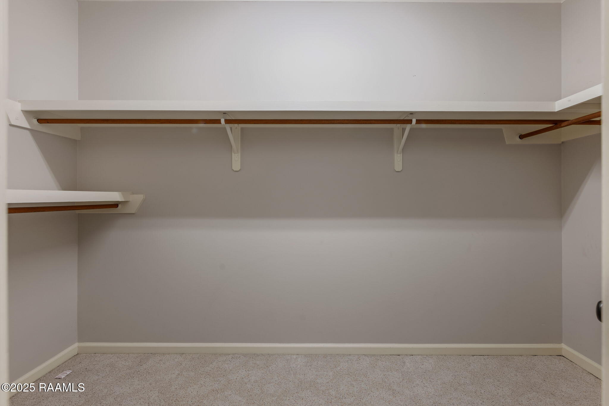 910 Canberra Road Lafayette, LA 70503 - Photo 23 of 25 Primary Closet