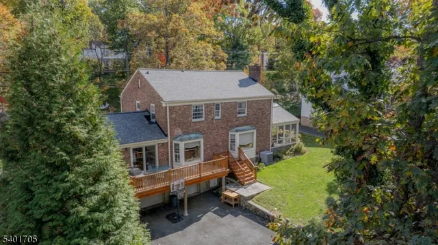 $1,275,000 | 154 Woodland Avenue, Summit, NJ 07901