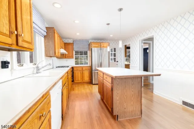 $1,275,000 | 154 Woodland Avenue, Summit, NJ 07901