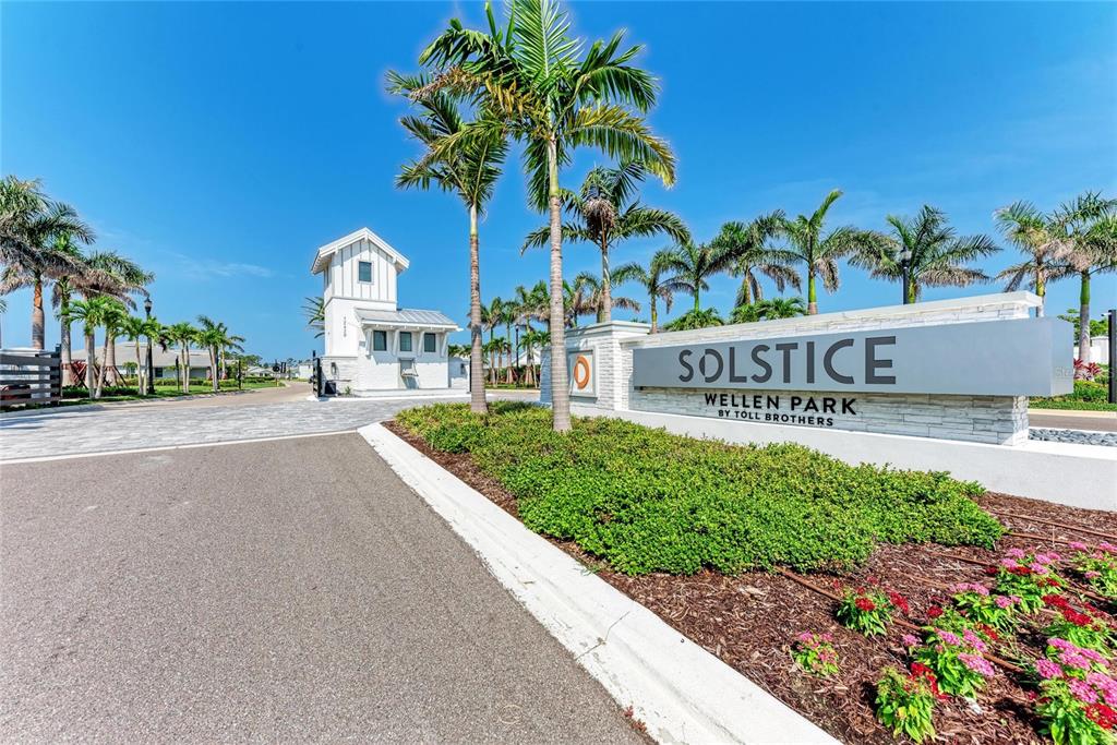 18530 Midsummer Place Venice, FL 34293 - Photo 3 of 100 Gallery Image 3