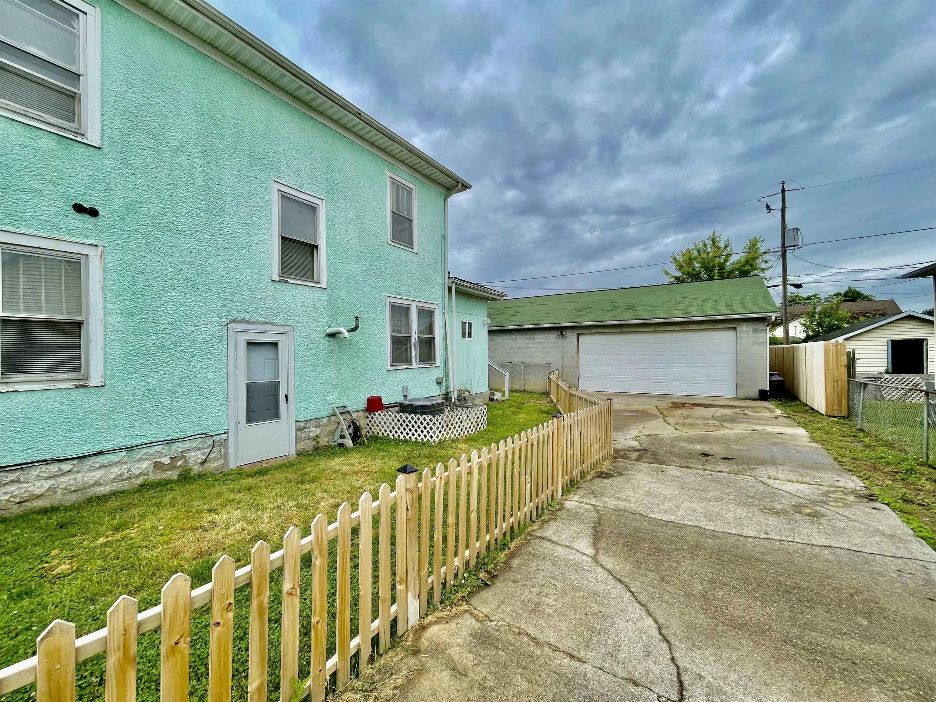 3310 Waverly Road Huntington, WV 25704 - Photo 25 of 29