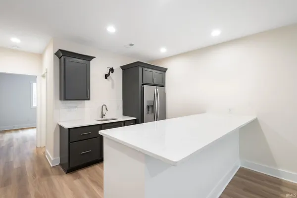 $799,900 | 11270 Albany Ridge Drive, Osceola, IN 46561