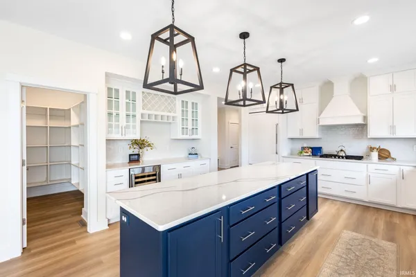 $799,900 | 11270 Albany Ridge Drive, Osceola, IN 46561