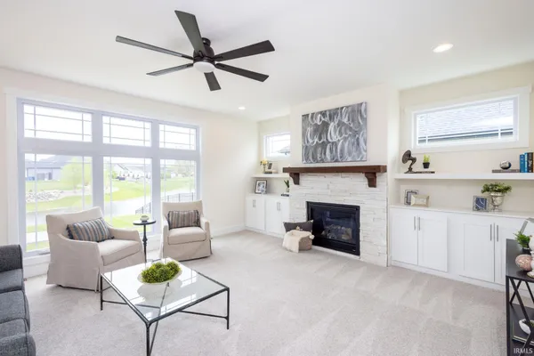 $799,900 | 11270 Albany Ridge Drive, Osceola, IN 46561