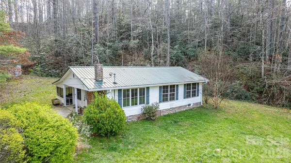 $328,000 | 108 Poplar Gap Road, Brevard, NC 28712