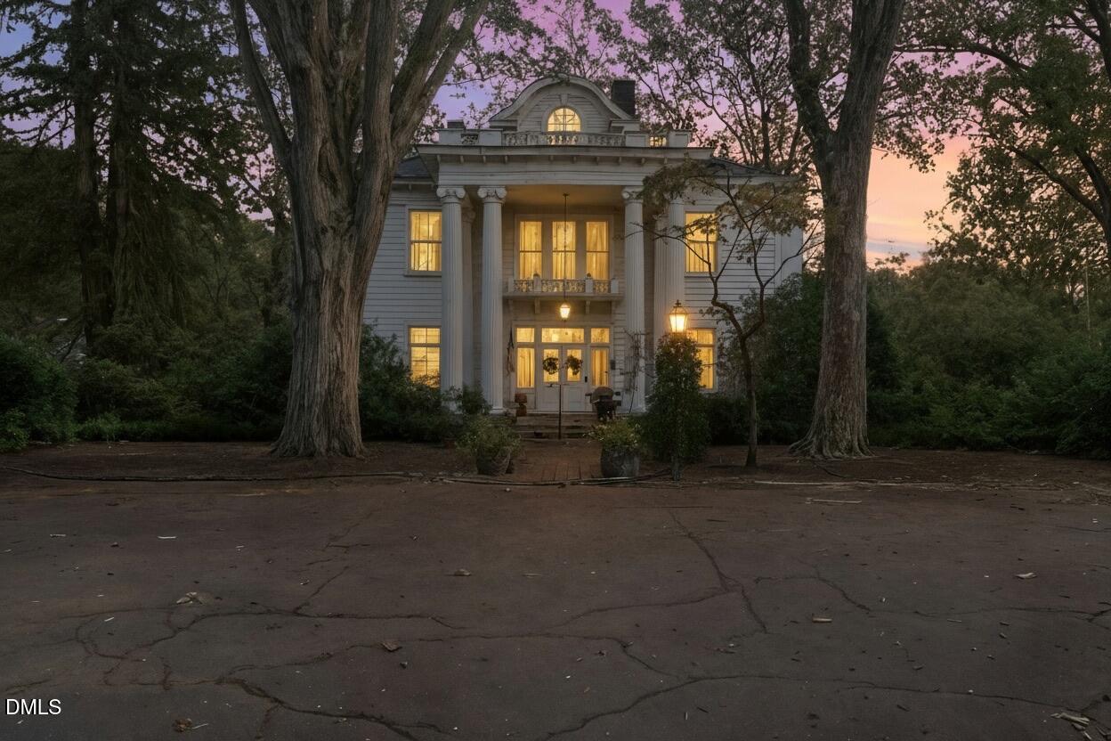 900 Nash Street North Wilson, NC 27893 - Photo 1 of 99 Front