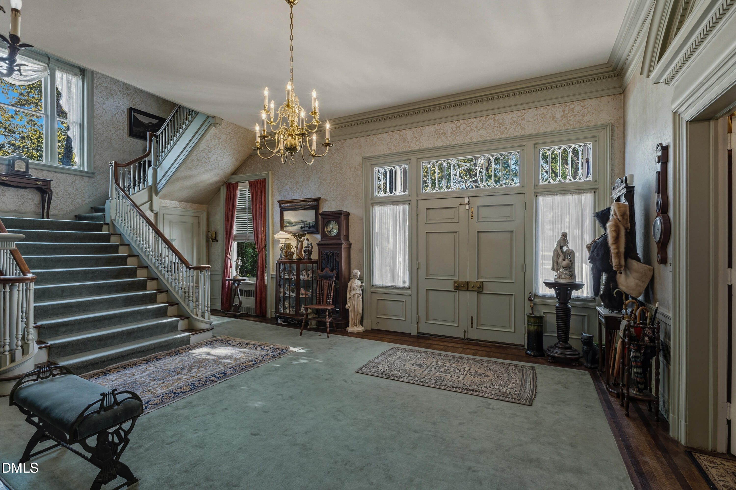 900 Nash Street North Wilson, NC 27893 - Photo 11 of 99 Entrance Foyer