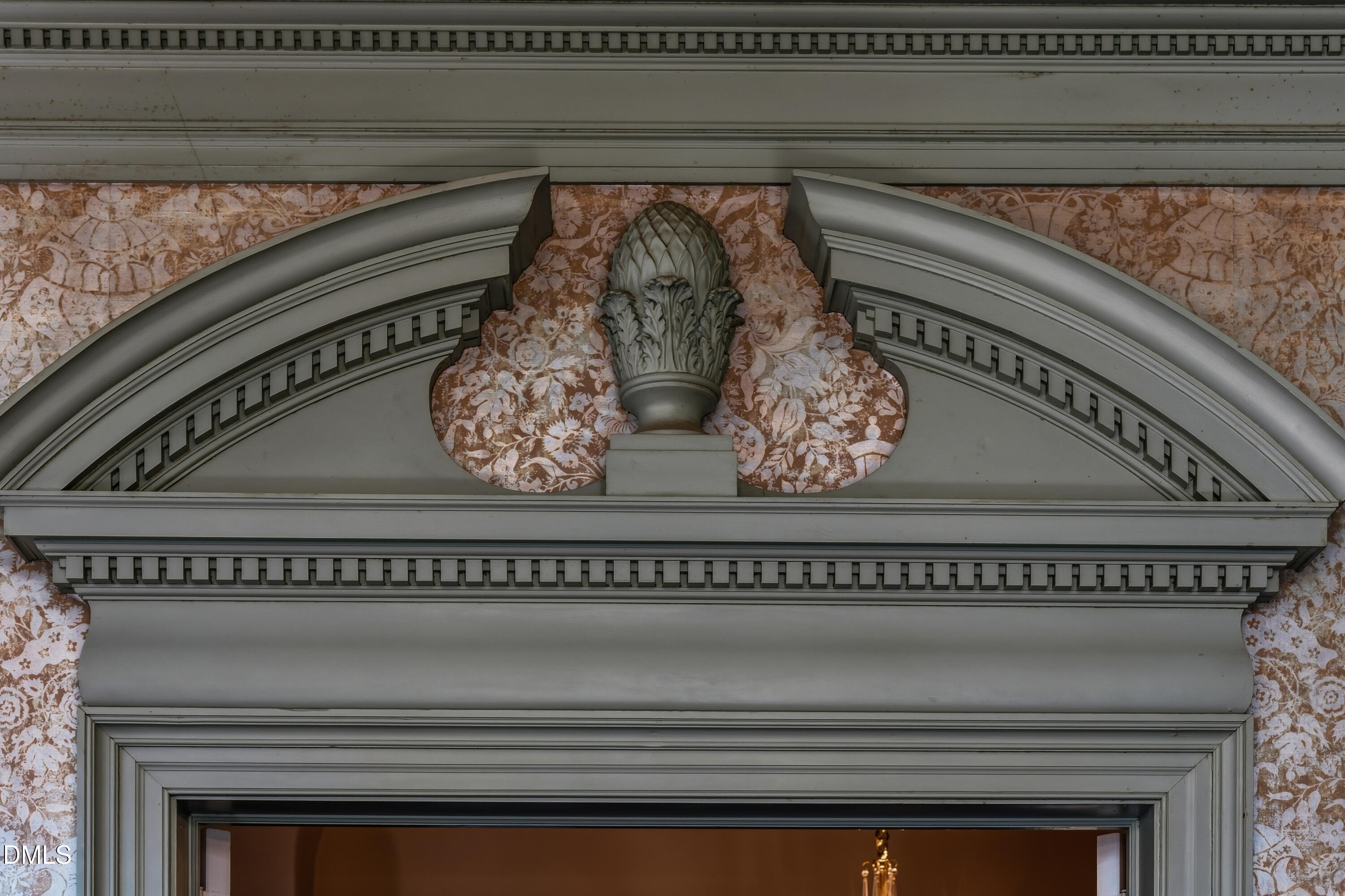 900 Nash Street North Wilson, NC 27893 - Photo 16 of 99 Entrance Foyer / Woodwork