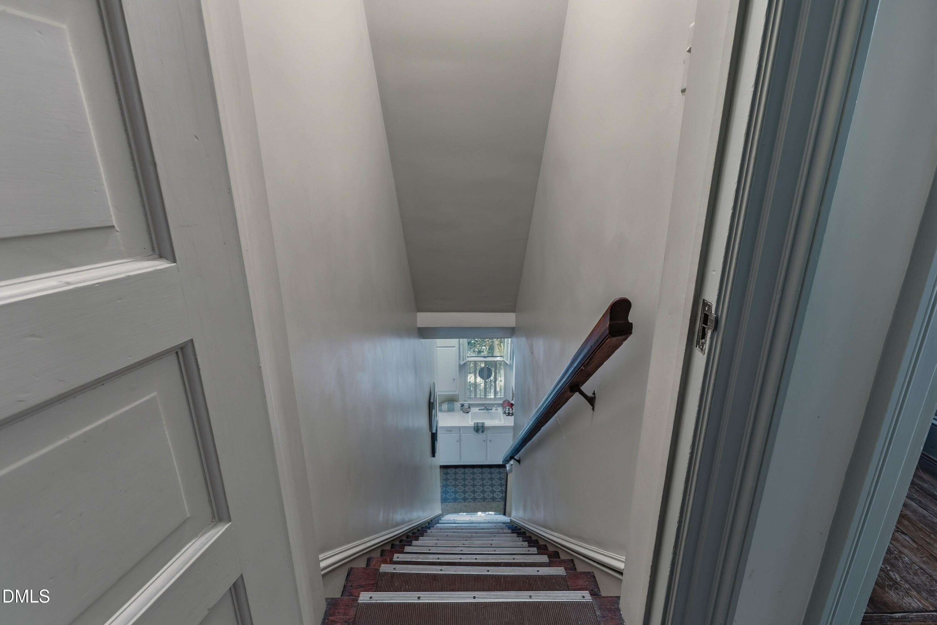 900 Nash Street North Wilson, NC 27893 - Photo 46 of 99 Mudroom/2nd Stairs