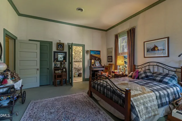 $898,900 | 900 Nash Street North, Wilson, NC 27893