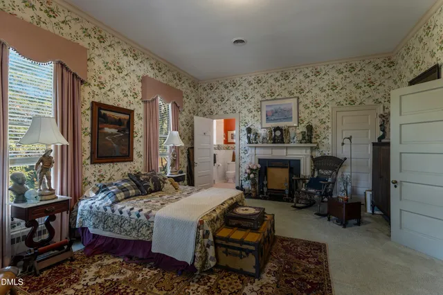 $898,900 | 900 Nash Street North, Wilson, NC 27893