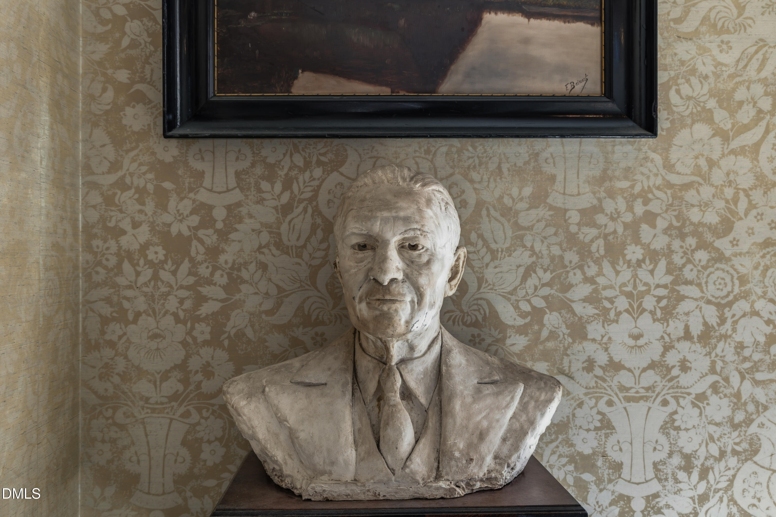 900 Nash Street North Wilson, NC 27893 - Photo 68 of 99 Sweeping Stairs