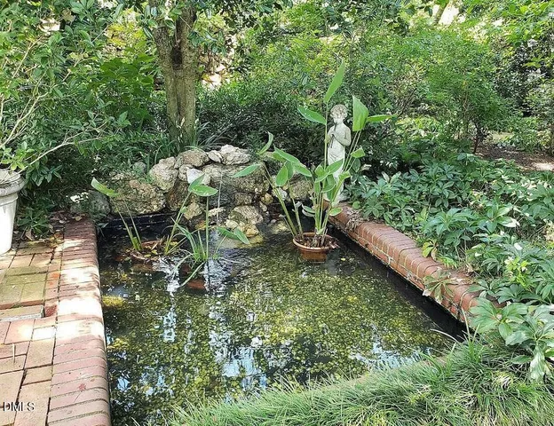 $898,900 | 900 Nash Street North, Wilson, NC 27893