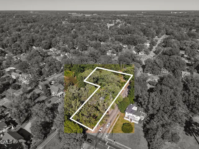 $898,900 | 900 Nash Street North, Wilson, NC 27893