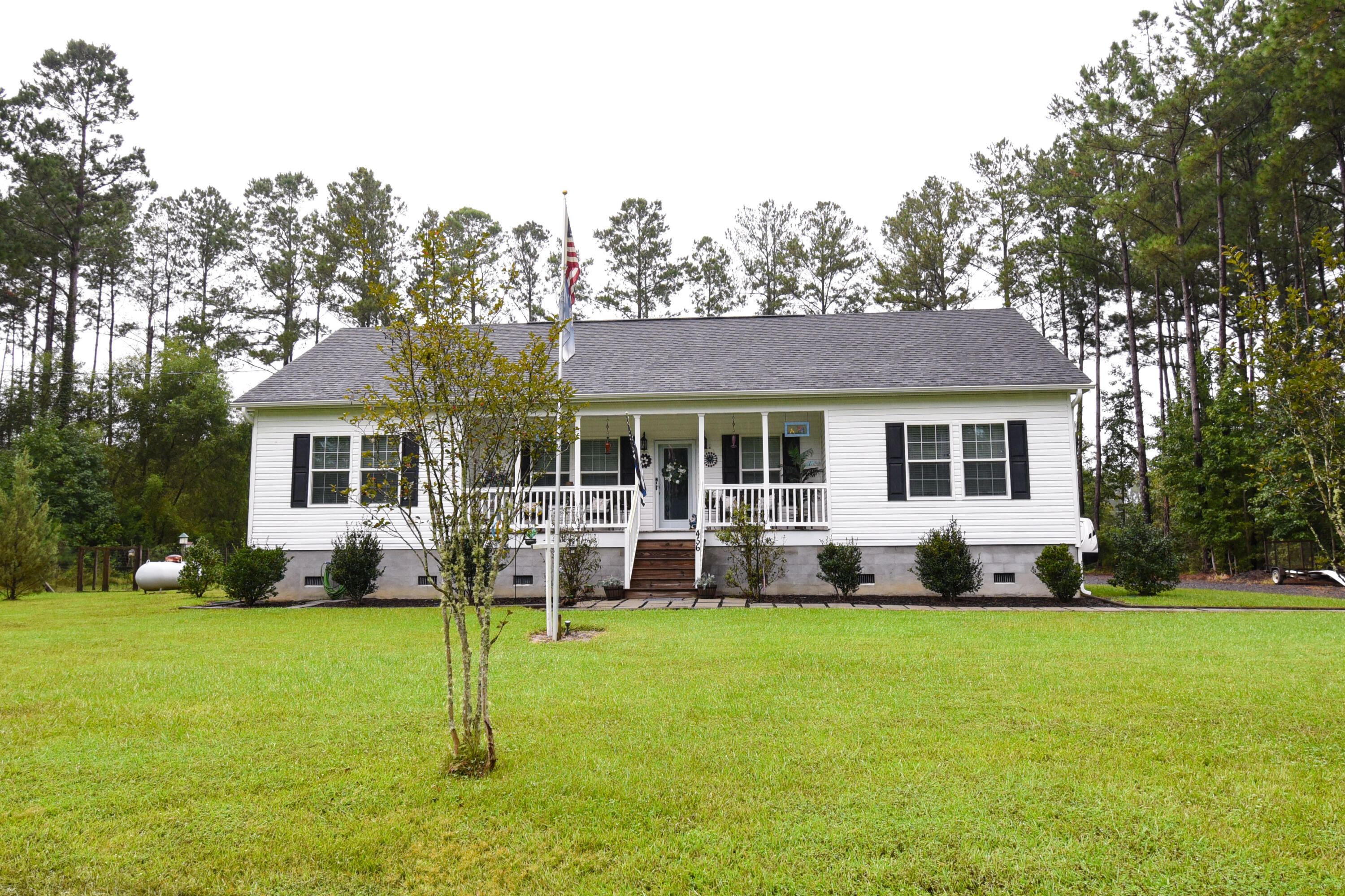 456 Cummings Chapel Road Ridgeville, SC 29472 - Photo 2 of 22 DSC_2939