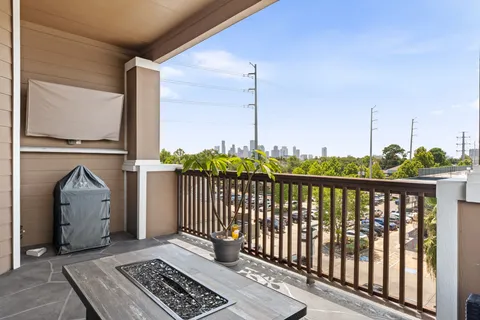 $639,900 | 734 Yale Street, Unit A, Houston, TX 77007