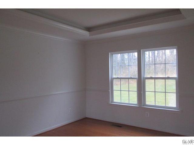 146 Clover Hollow Road Easton, PA 18045 - Photo 8 of 17 Gallery Image 8