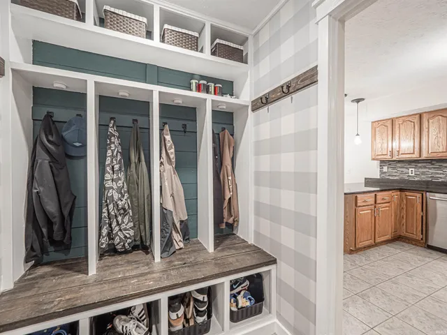 $315,000 | 4150 Clover Drive, Evansville, IN 47711