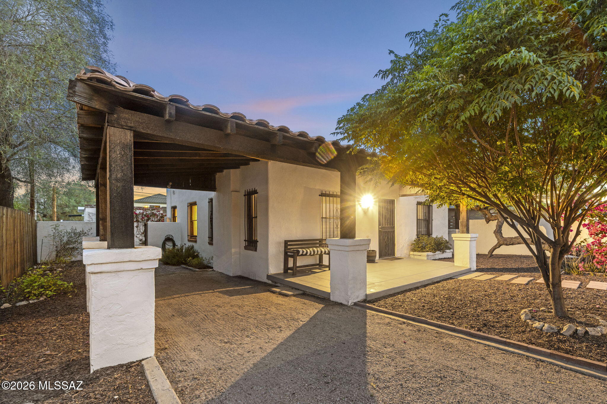 1718 East Grant Road Tucson, AZ 85719 - Photo 9 of 45 2 Car Driveway in Front