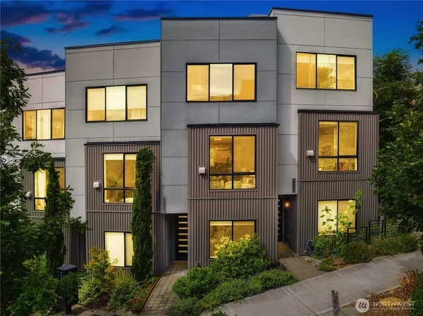 $869,000 | 7439 Latona Avenue Northeast, Seattle, WA 98115