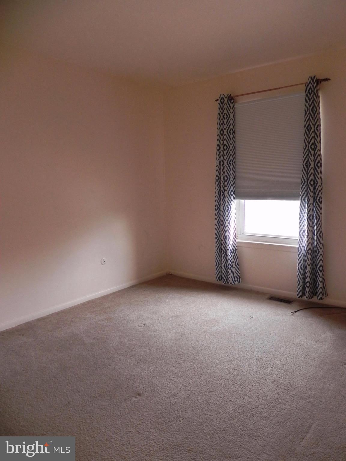 967 North Beecham Road Williamstown, NJ 08094 - Photo 21 of 37 2nd Bedroom
