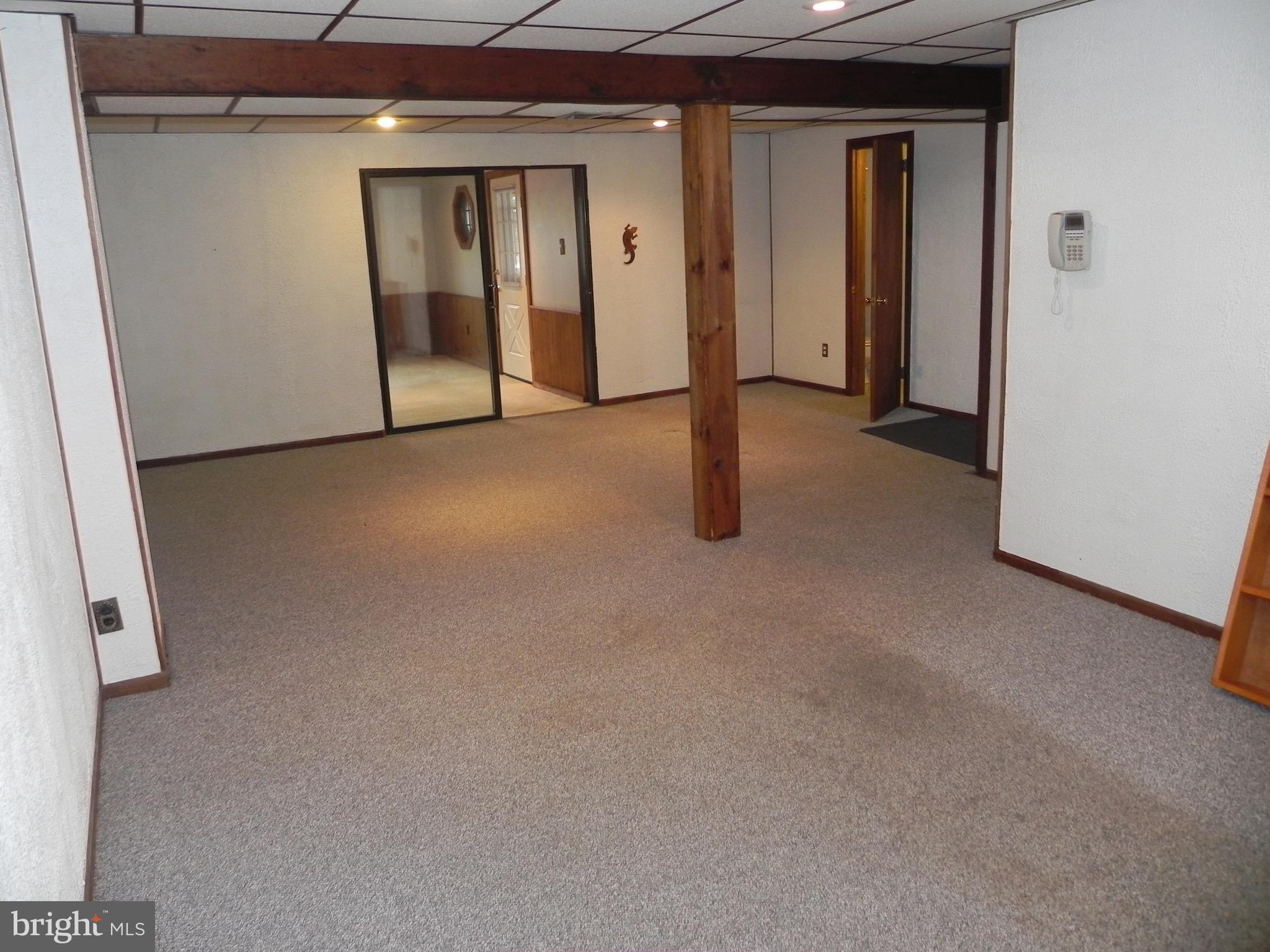 967 North Beecham Road Williamstown, NJ 08094 - Photo 26 of 37 Family Room