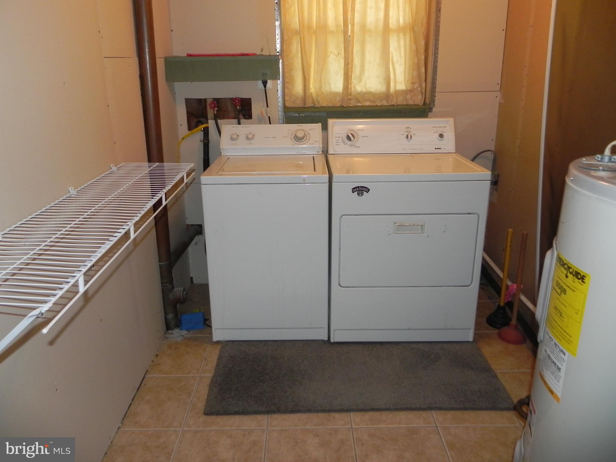 967 North Beecham Road Williamstown, NJ 08094 - Photo 29 of 37 Laundry Room