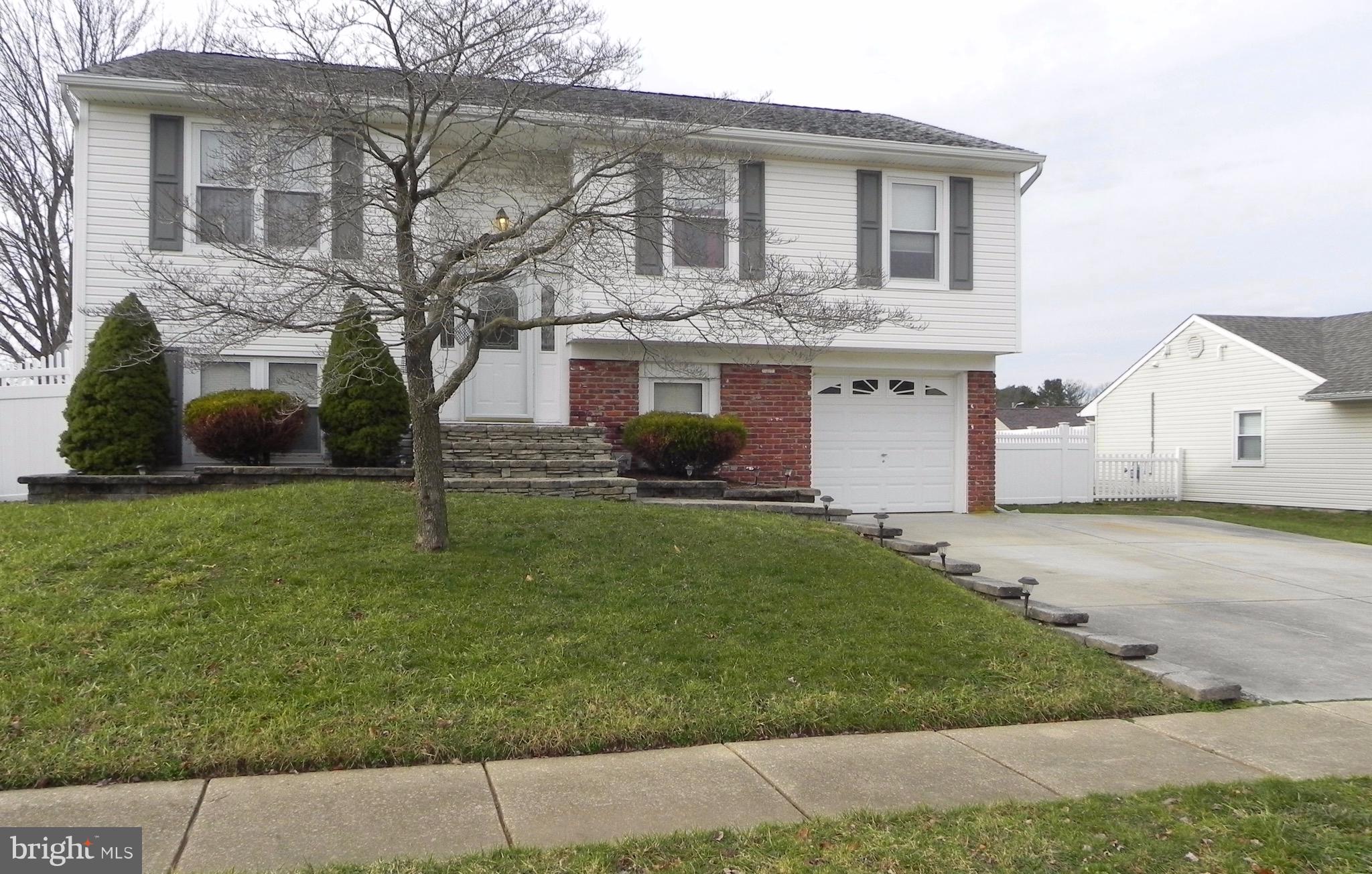 967 North Beecham Road Williamstown, NJ 08094 - Photo 5 of 37 Front Exterior