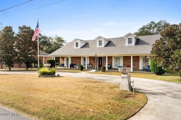 $349,900 | 5381 College Drive, Graceville, FL 32440