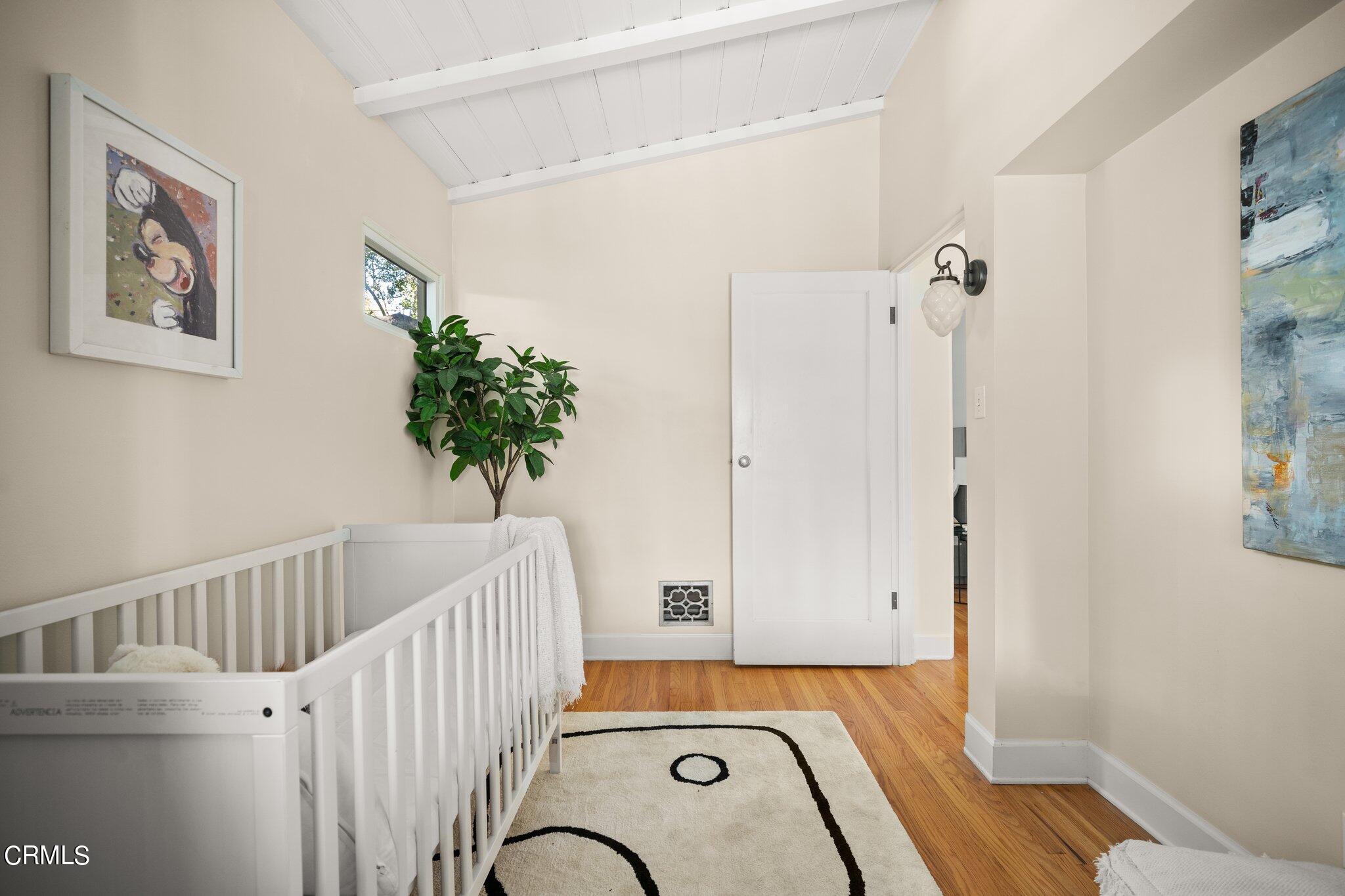 2405 Sylvan Lane Glendale, CA 91208 - Photo 25 of 43 a view of entryway with wooden floor