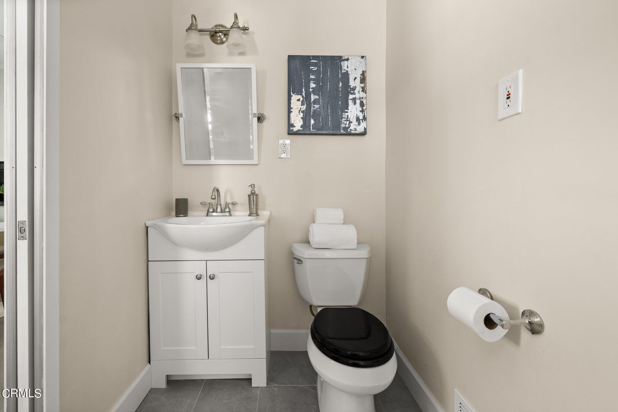 2405 Sylvan Lane Glendale, CA 91208 - Photo 28 of 43 FLX07549