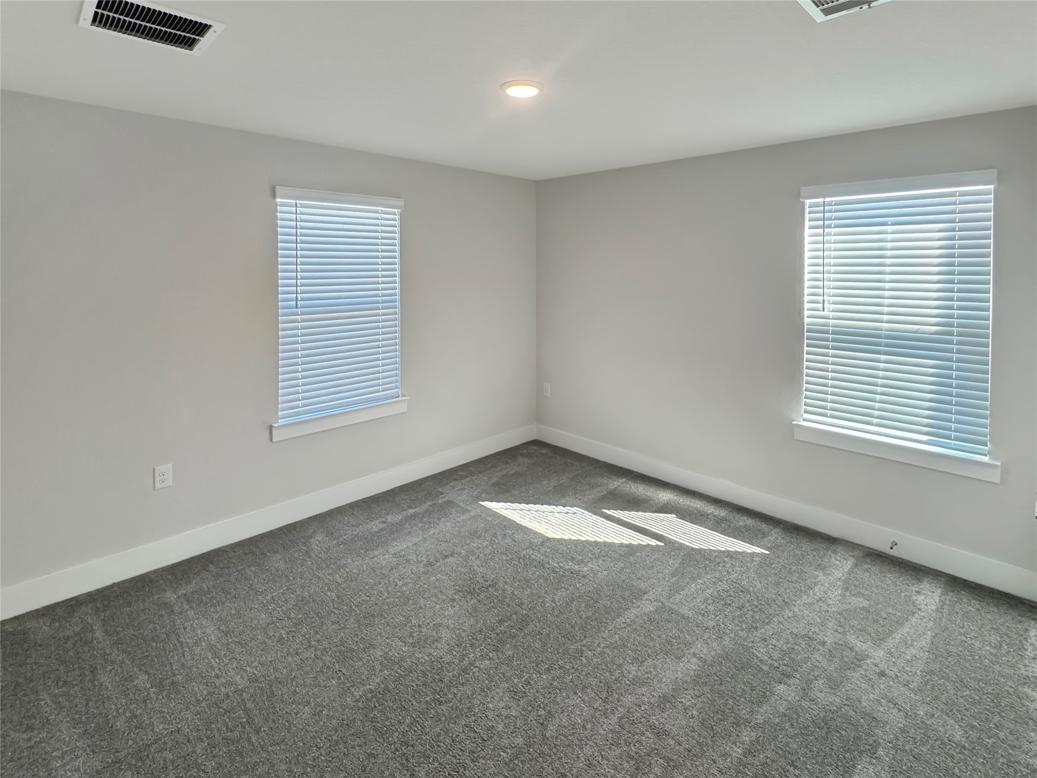 1704 Carvin Way Pflugerville, TX 78660 - Photo 24 of 30 Secondary bedroom upstairs